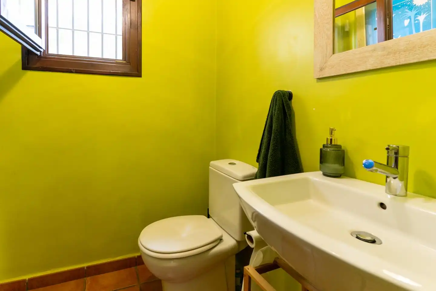Baño de Casa o chalet en venta en Santa Pola con Calefacción, Jardín privado y Parquet