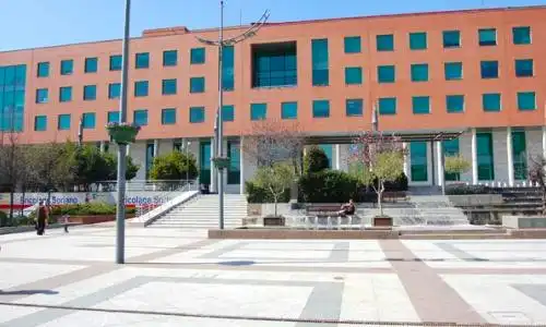 Vista exterior de Estudi de lloguer en Alcobendas amb Aire condicionat, Calefacció i Moblat