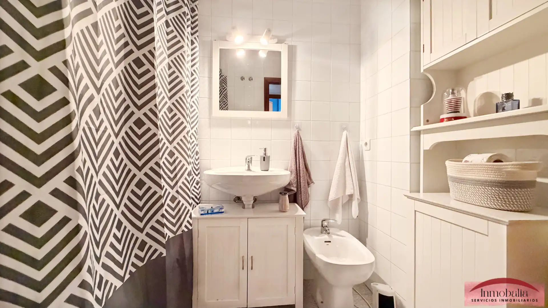 Baño de Piso en venta en Sevilla con Aire acondicionado y Terraza
