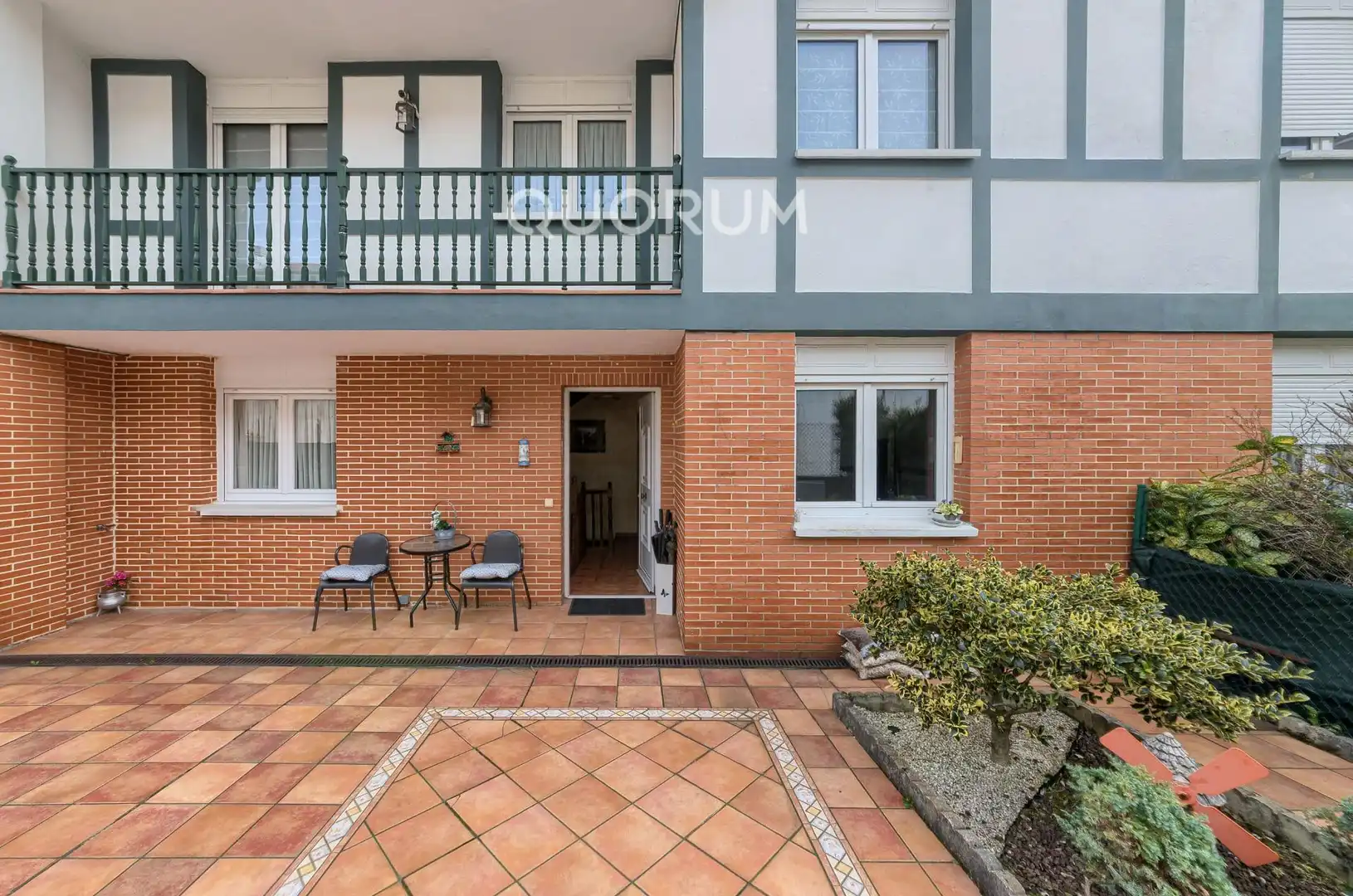 Garden of Detached homes for sale in Santurtzi 