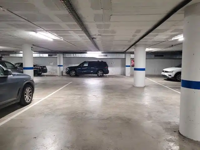 Parkplatz von Büro zur Miete in Barcelona mit Klimaanlage, Heizung und Terrasse