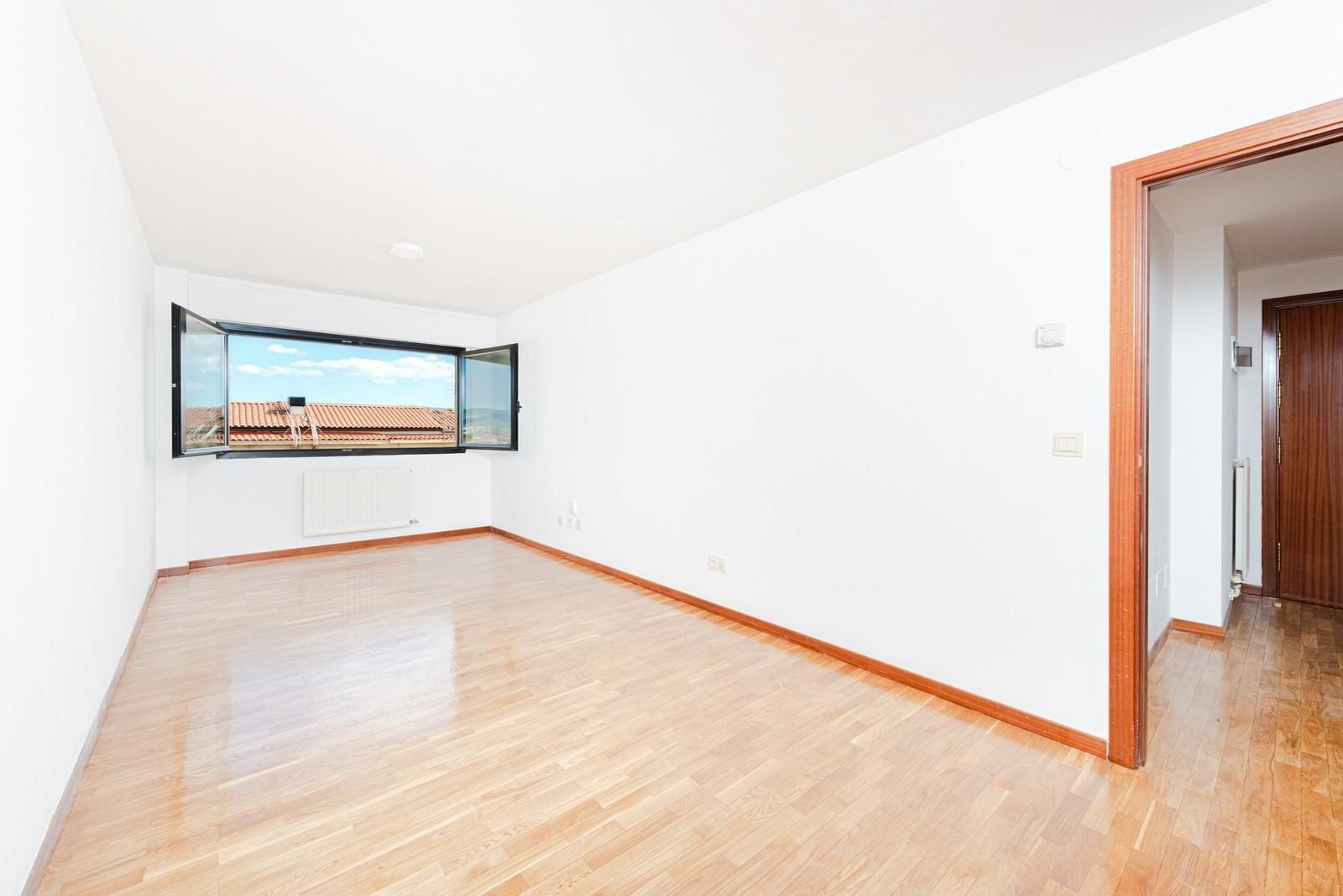 Bedroom of Flat for sale in  Pamplona / Iruña  with Storage room and Balcony