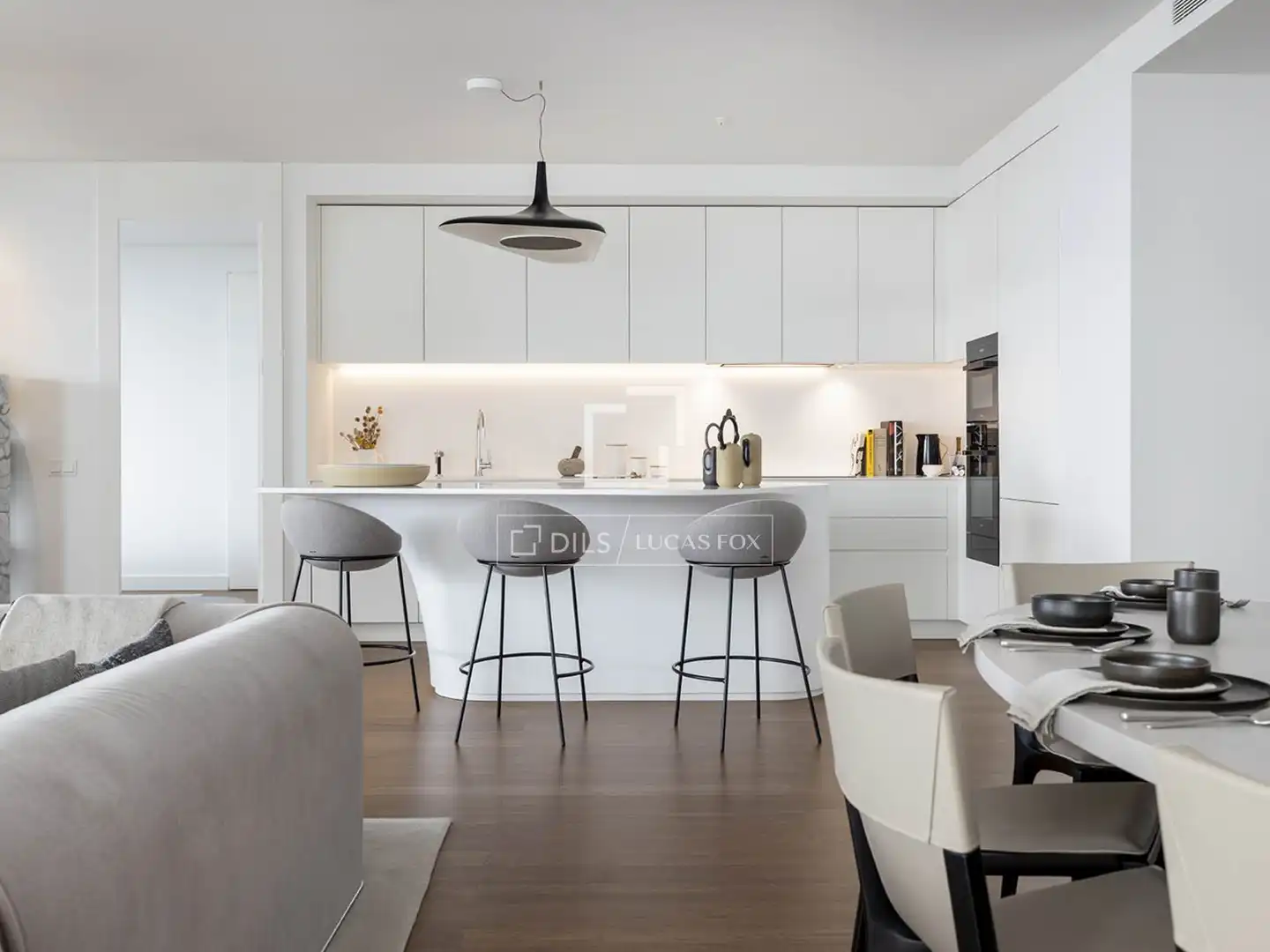 Küche von Wohnung zum Verkauf in Barcelona mit Klimaanlage, Heizung und Parkett