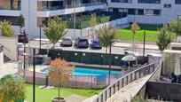 Piscina de Pis en venda en  Pamplona / Iruña amb Terrassa i Piscina