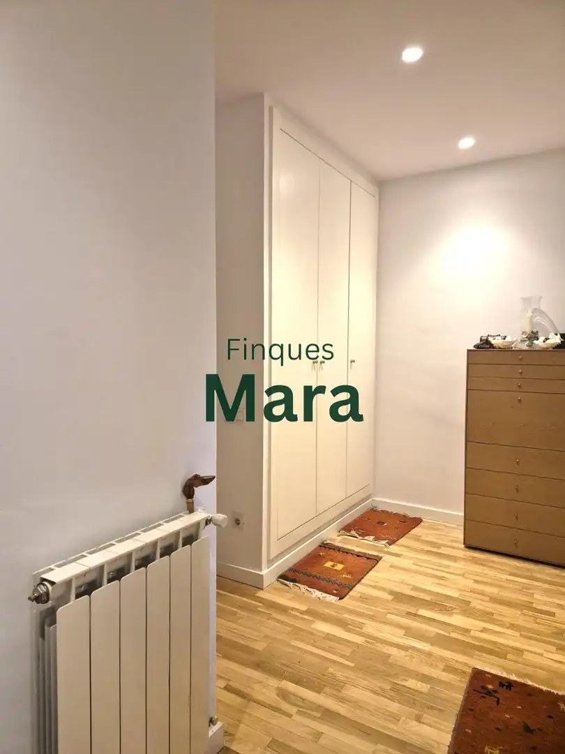 Bedroom of Flat for sale in Viladecans  with Air Conditioner, Heating and Private garden