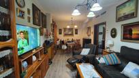 Living room of Flat for sale in Camas  with Air Conditioner, Heating and Terrace