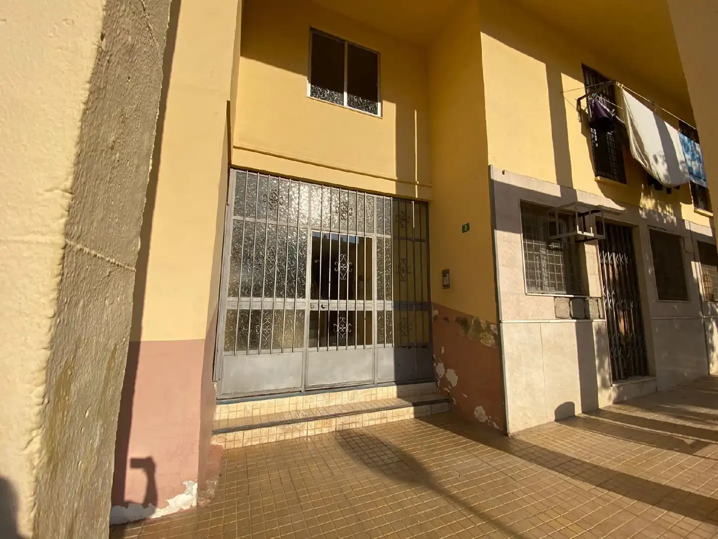 Vista exterior de Piso en venta en Lucena
