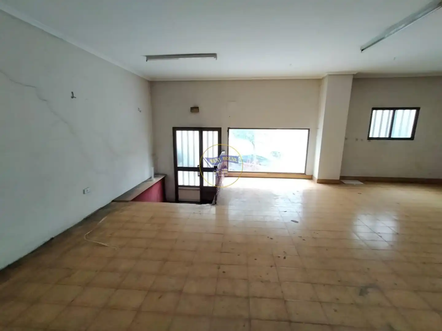 Gewerbefläche zum Verkauf in Calle Brasil, imagen 2