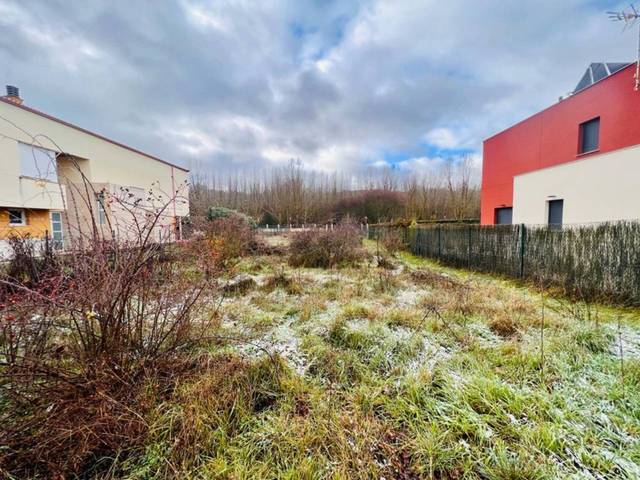 Terreno residencial en Venta en Calle Infanta Doña Leonor en Cardeñajimeno