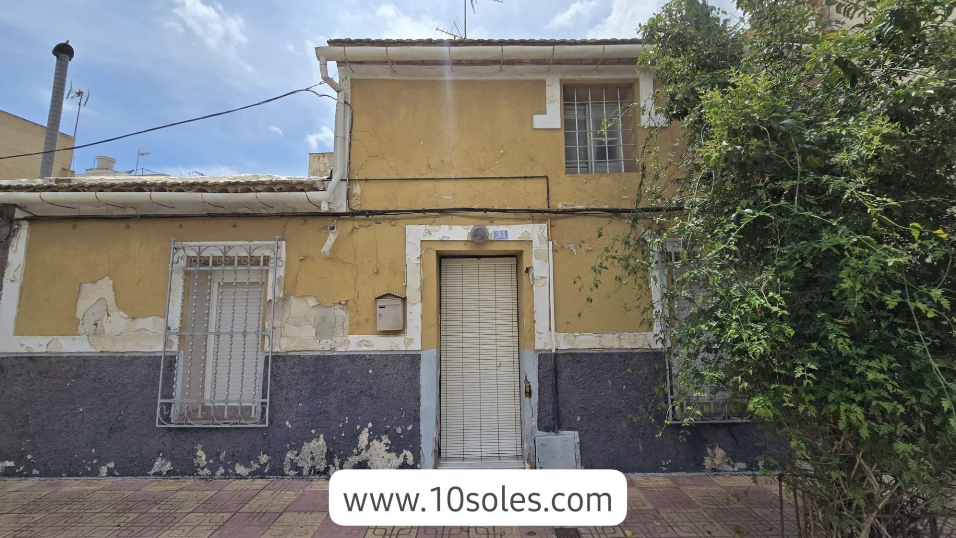 Vista exterior de Casa adosada en venta en Jacarilla con Trastero