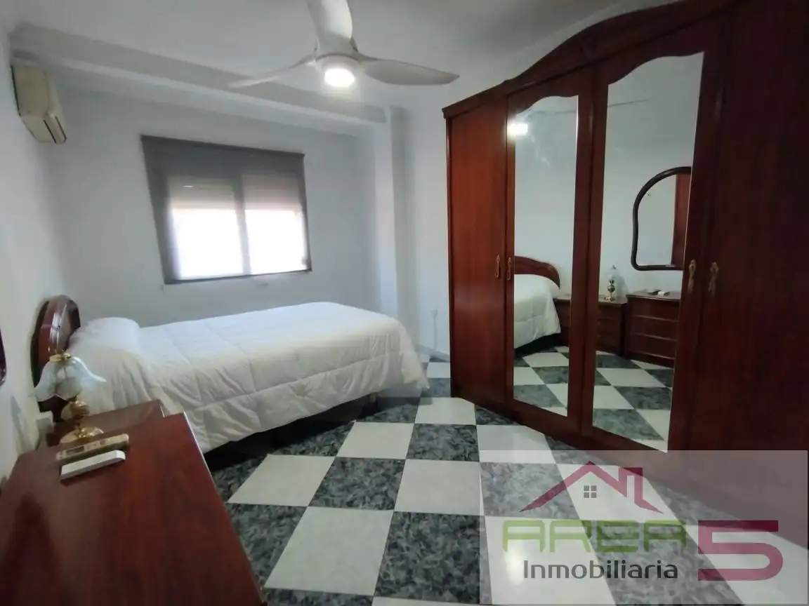 Schlafzimmer von Wohnung zur Miete in Mérida mit Klimaanlage, Terrasse und Möbliert