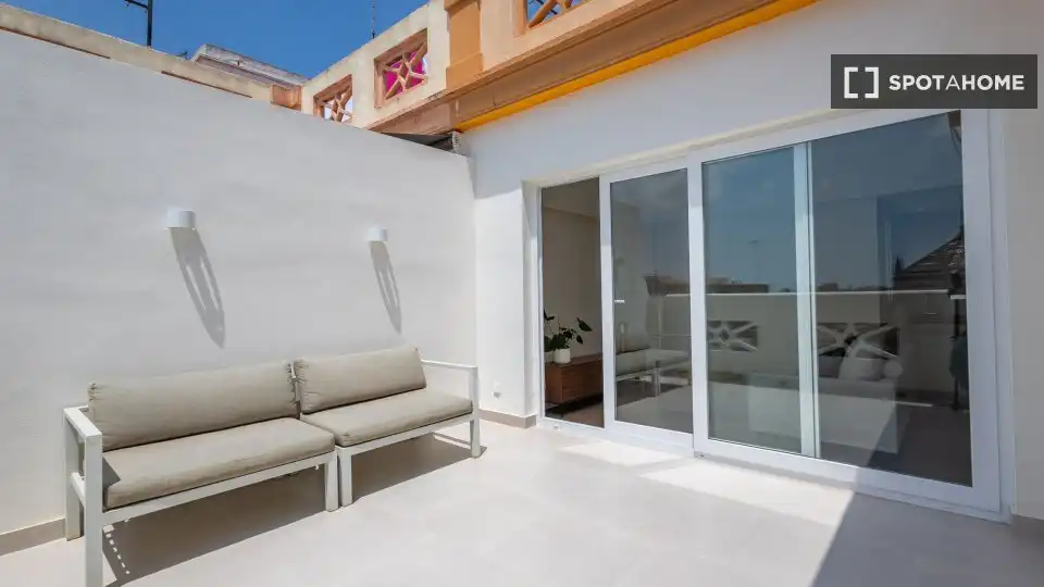 Appartamento con terrazza in affitto a Extramurs, imagen 15