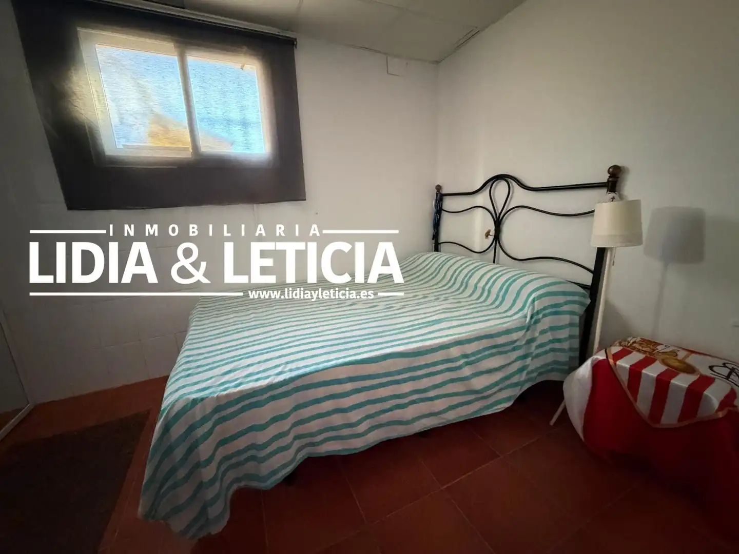 Habitación de Casa o chalet en venta en Alcalá de Guadaira con Jardín privado