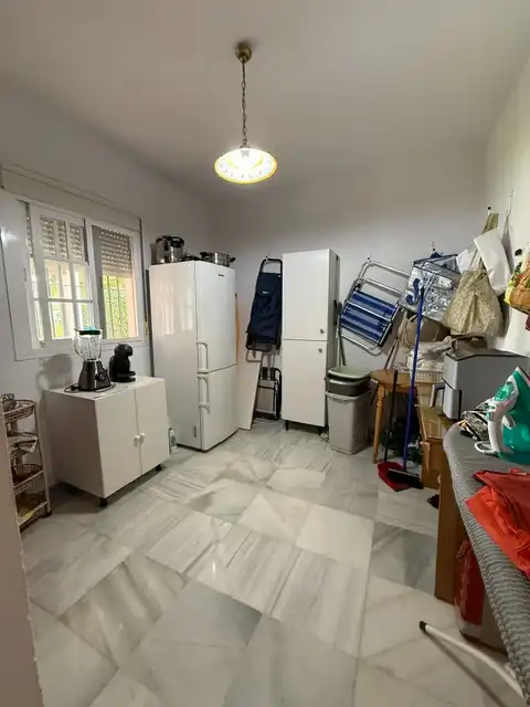 Cuina de Casa o xalet en venda en Chiclana de la Frontera amb Aire condicionat, Terrassa i Moblat