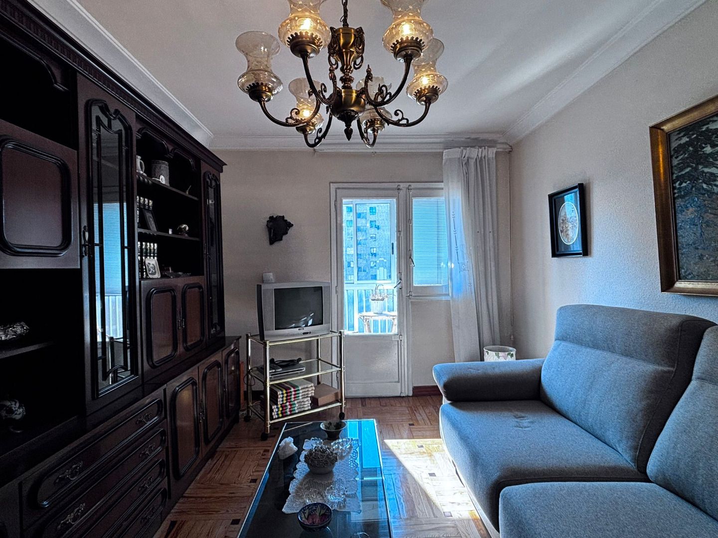 Living room of Flat for sale in Burgos Capital  with Heating and Parquet flooring