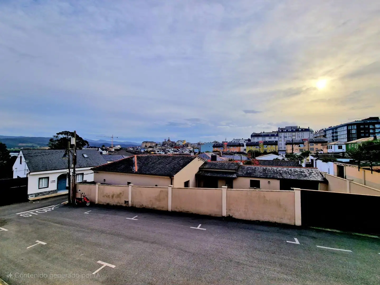 Vista exterior de Casa adosada en venda en Ribadeo amb Calefacció, Jardí privat i Terrassa