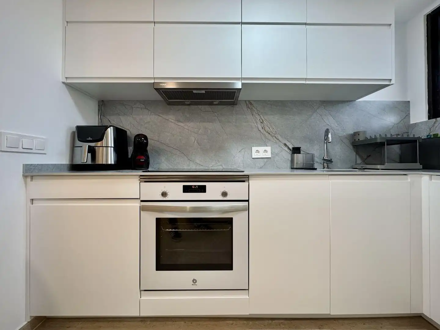 Kitchen of Apartments for rent in Benidorm  with Air Conditioner, Furnished and Community pool