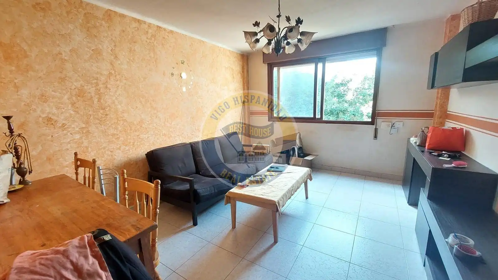 Living room of Flat for sale in Vigo   with Storage room and Furnished