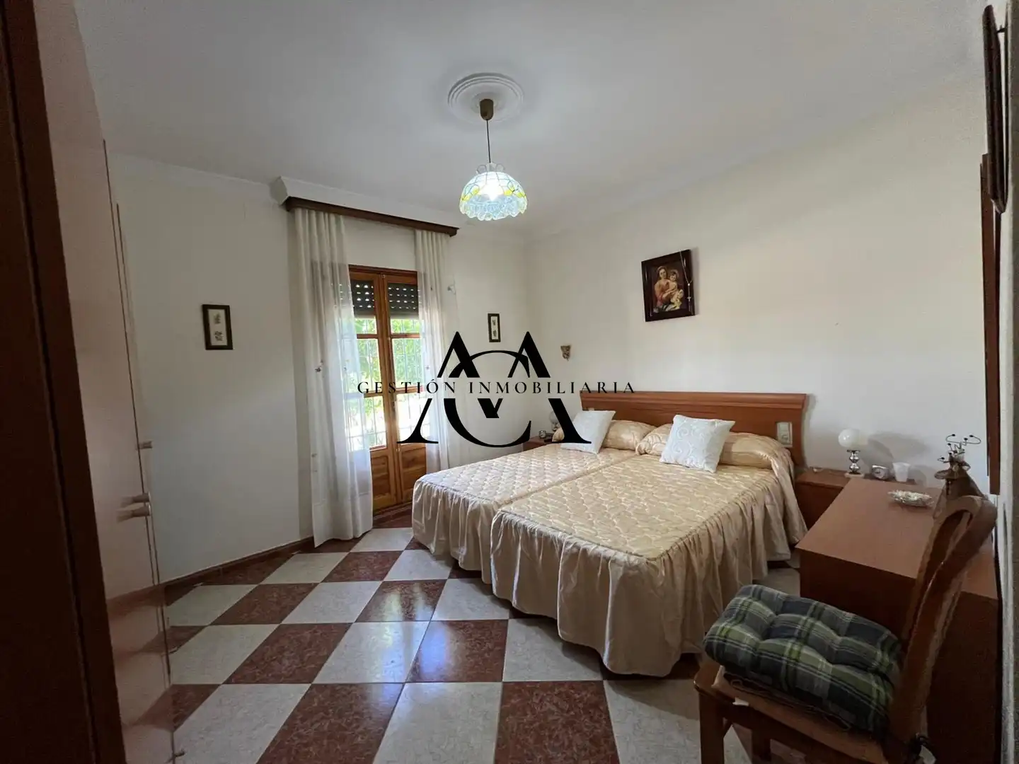 Habitación de Casa o chalet en venta en Lucena con Terraza y Amueblado