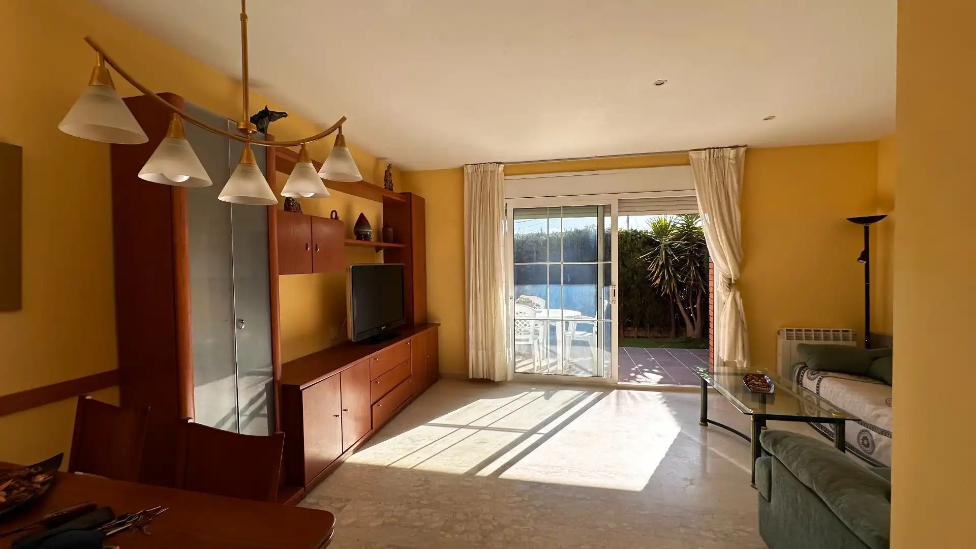Living room of Detached homes for sale in Cambrils  with Heating, Private garden and Storage room