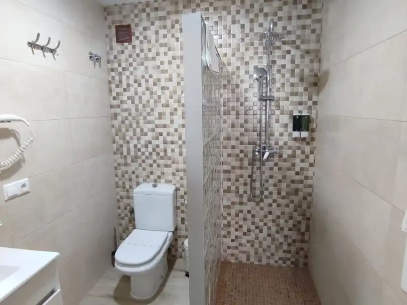 Bathroom of Houses for sale in Cazorla  with Air Conditioner, Terrace and Balcony