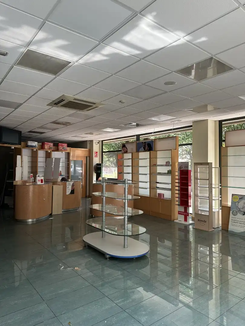 Business premises for sale in Lantarongo Gaztelua Kalea 18, imagen 5