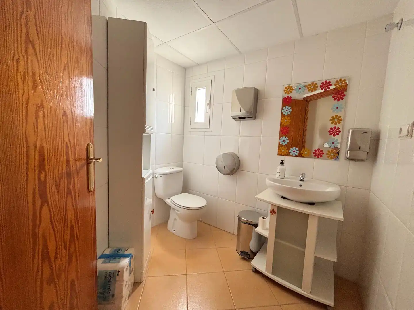 Bathroom of Office for sale in Alicante / Alacant  with Air Conditioner and Furnished