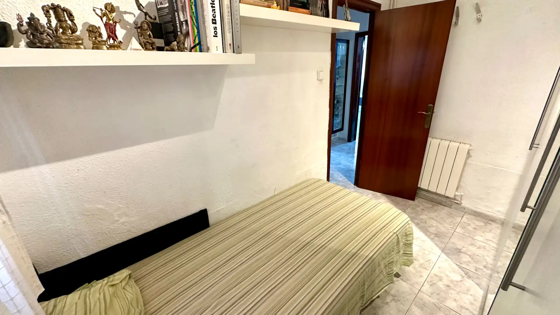 Habitación de Planta baja en venta en Barcelona con Aire acondicionado, Calefacción y Terraza
