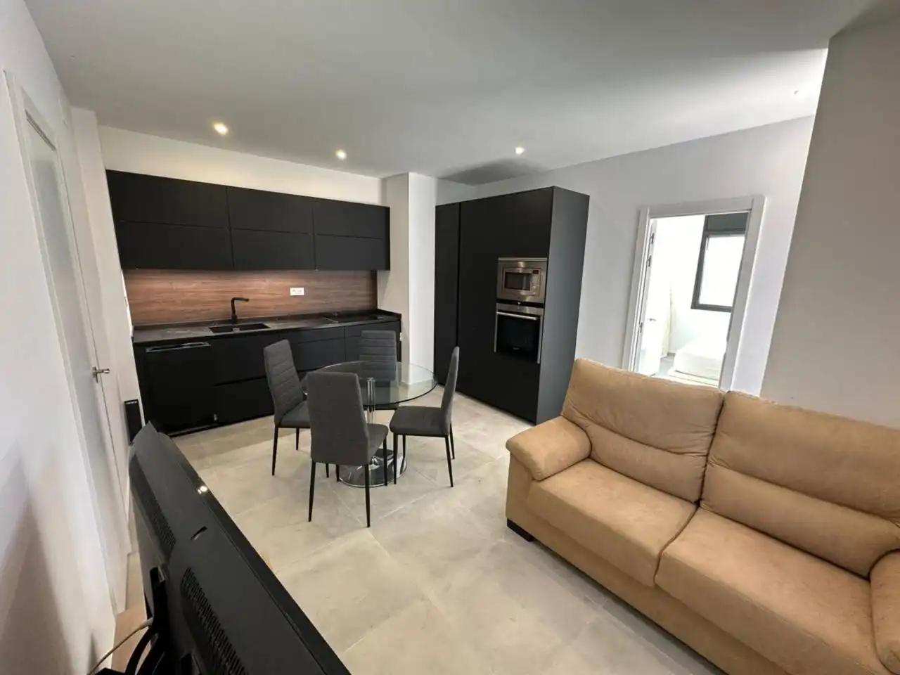 Cocina de Piso de alquiler en Cerdanyola del Vallès con Aire acondicionado y Terraza