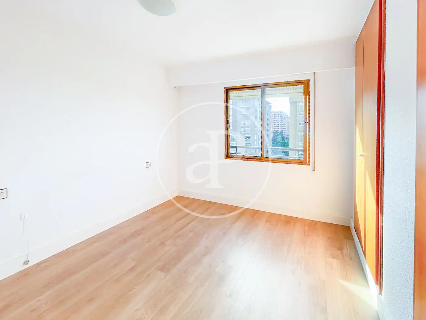 Flat with balcony to rent in C/ de Rubén Darío, imagen 17