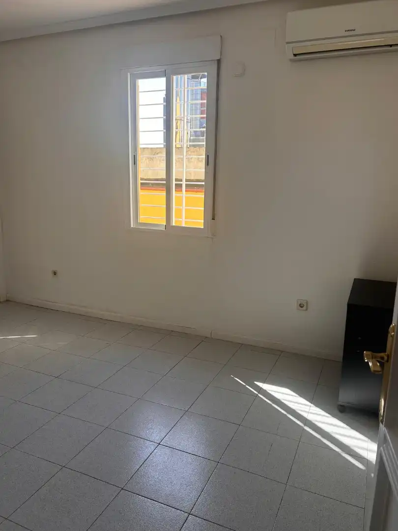 Habitación de Ático de alquiler en Madrid con Aire acondicionado, Calefacción y Terraza