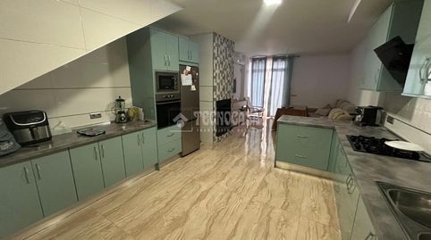 Foto 3 de Casa adosada en venta en C. Pilarillo, Jódar, Jaén