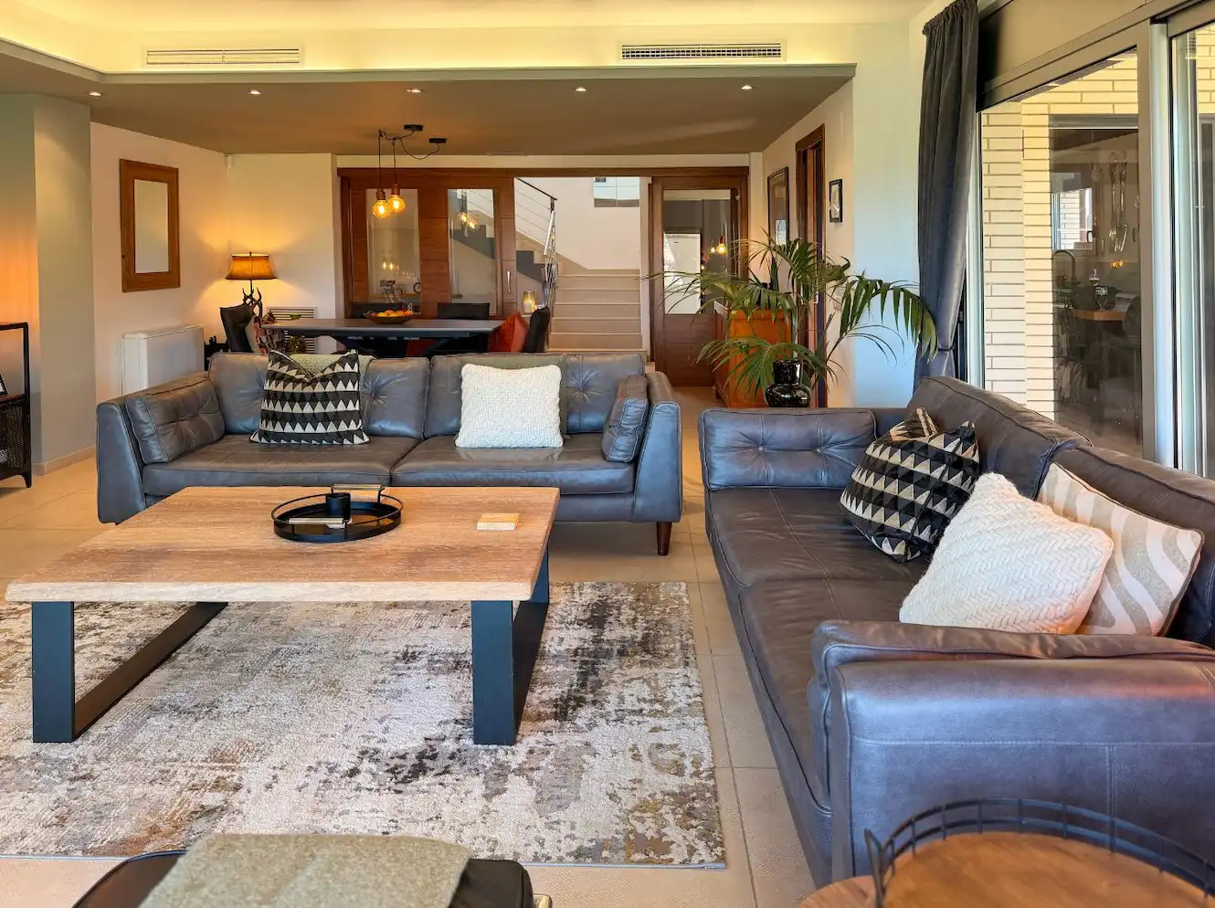 Sala de estar de Casa o chalet en venta en Celrà con Aire acondicionado, Calefacción y Jardín privado
