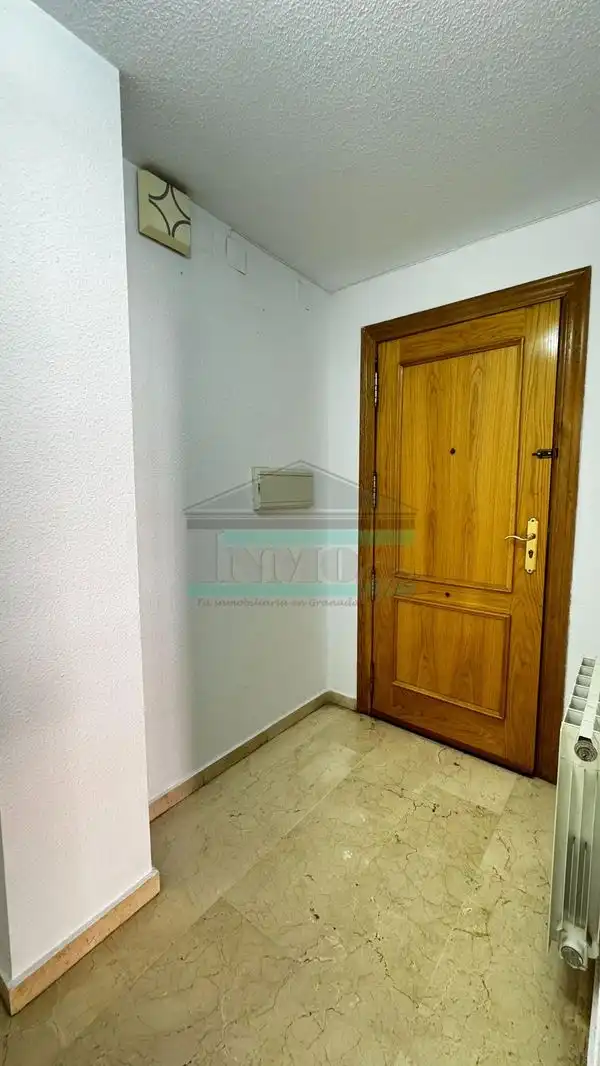 Wohnung zur Miete in Granada mit Klimaanlage, Heizung und Waschmaschine