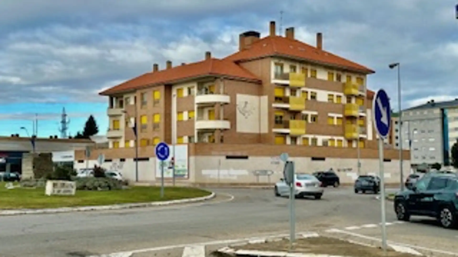 Vista exterior de Local de alquiler en León Capital 