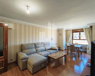 Living room of Flat to rent in Salamanca Capital  with Air Conditioner