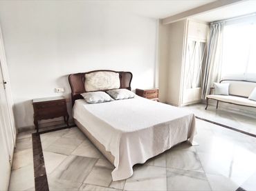 Apartament amb balcó en venda a Marbella Centro