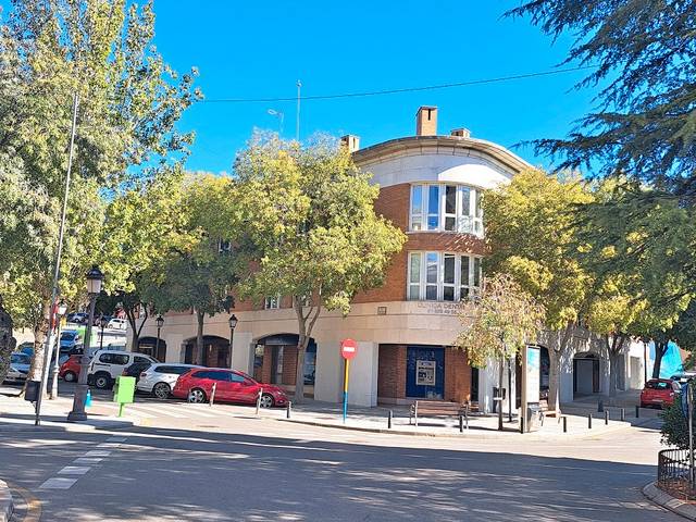 Local comercial en Alquiler en Calle José Sánchez Rubio, 4 en Casco Antiguo