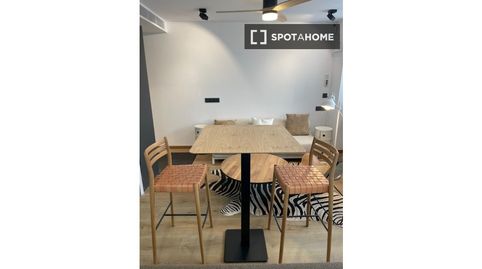 Foto 4 de Habitación en Cuatro Caminos - Azca, Madrid Capital