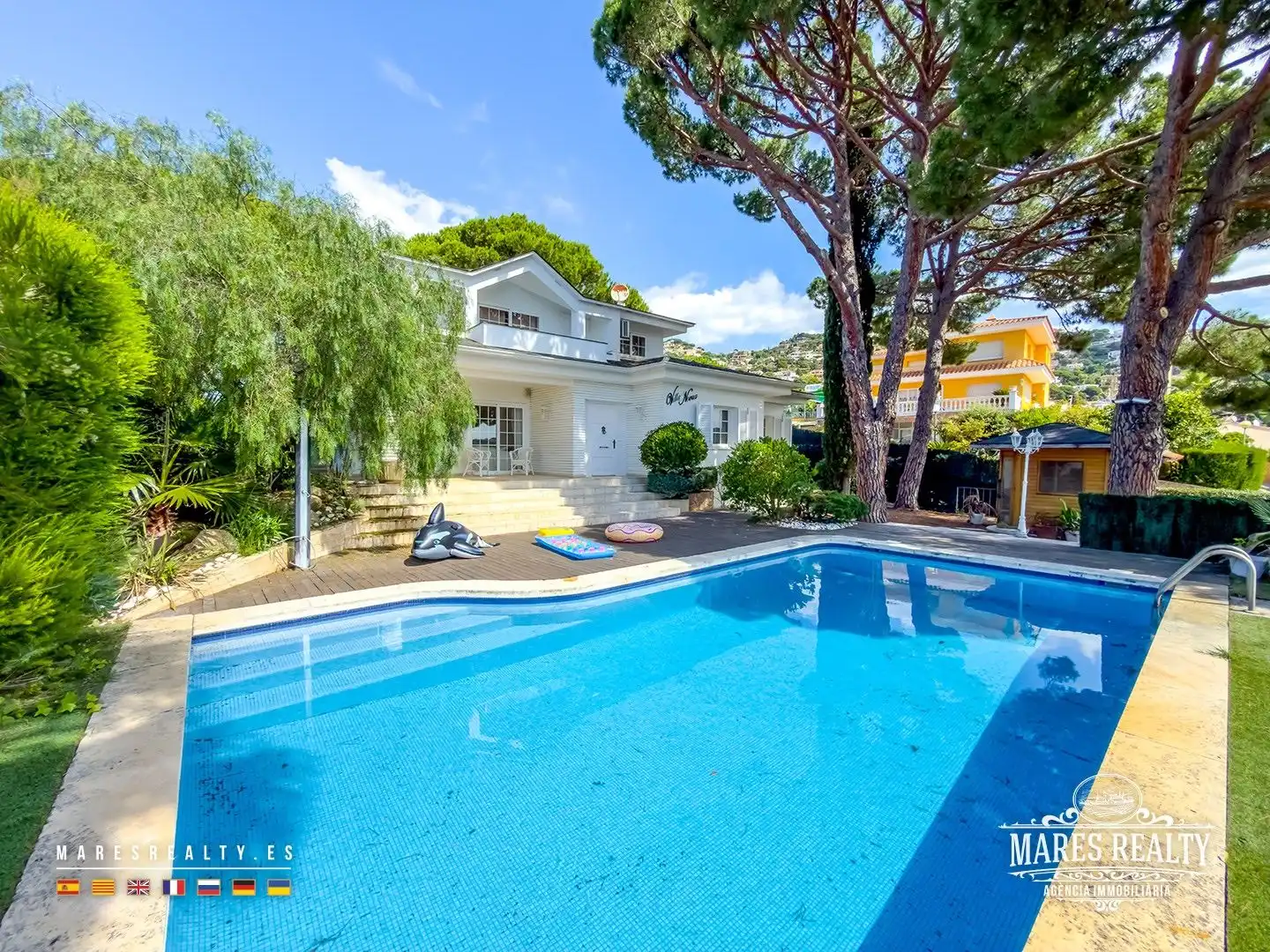 Casa amb piscina en venda a Roca Grossa