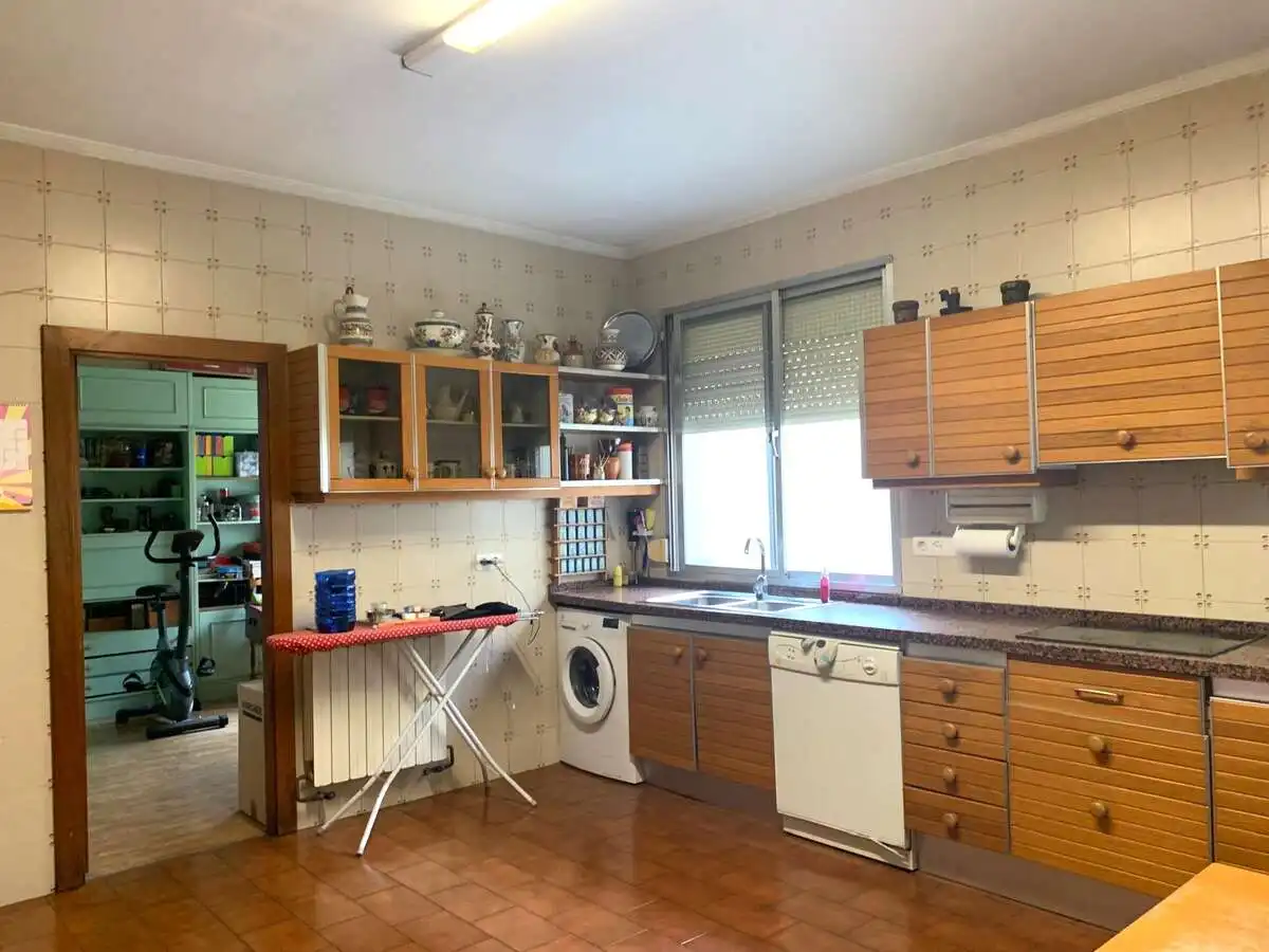 Cocina de Piso en venta en Bilbao  con Calefacción, Terraza y Trastero