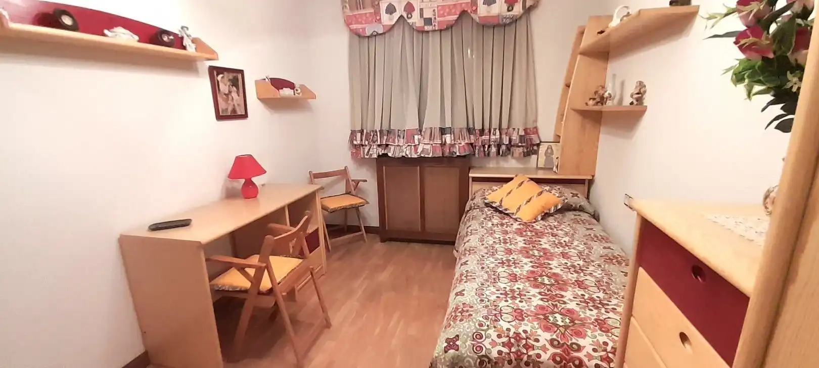 Habitación de Apartamento en venta en  Logroño con Trastero