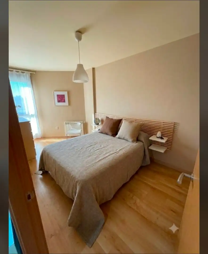 Dormitori de Apartament de lloguer en Toledo amb Aire condicionat, Calefacció i Parquet
