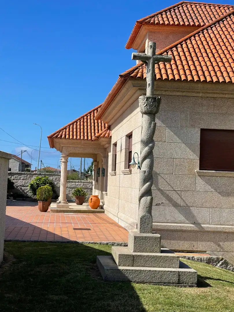 Exterior view of Houses for sale in Meaño  with Private garden, Terrace and Furnished