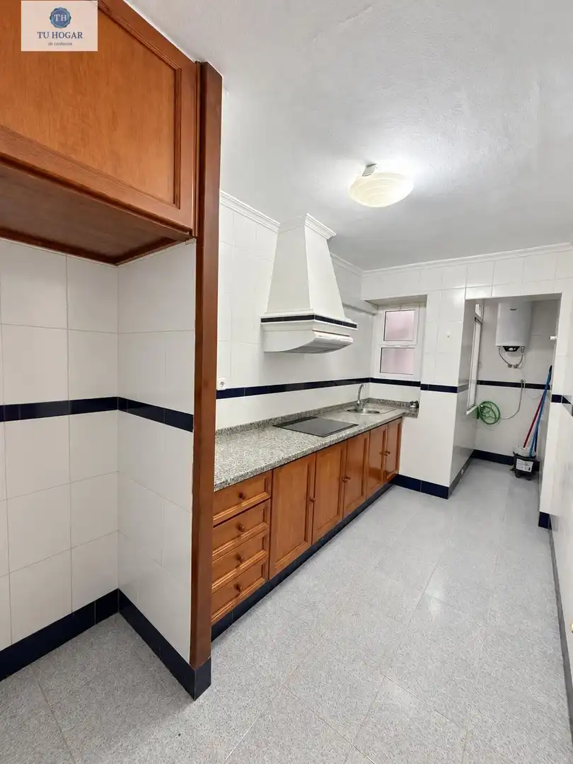 Piso con ascensor en venta en La Paz, imagen 2