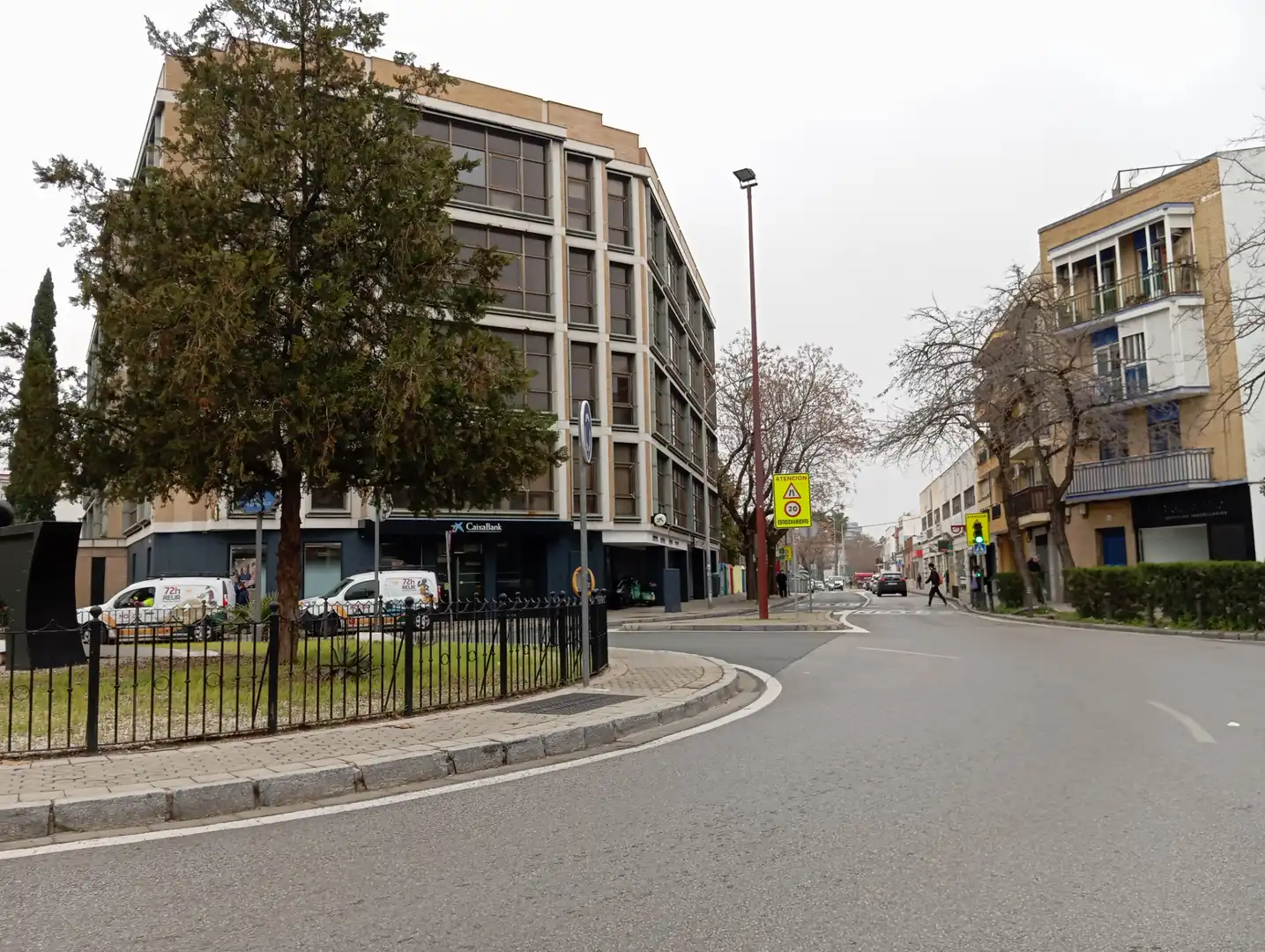 Vista exterior de Pis per a compartir en Sevilla amb Aire condicionat, Calefacció i Moblat