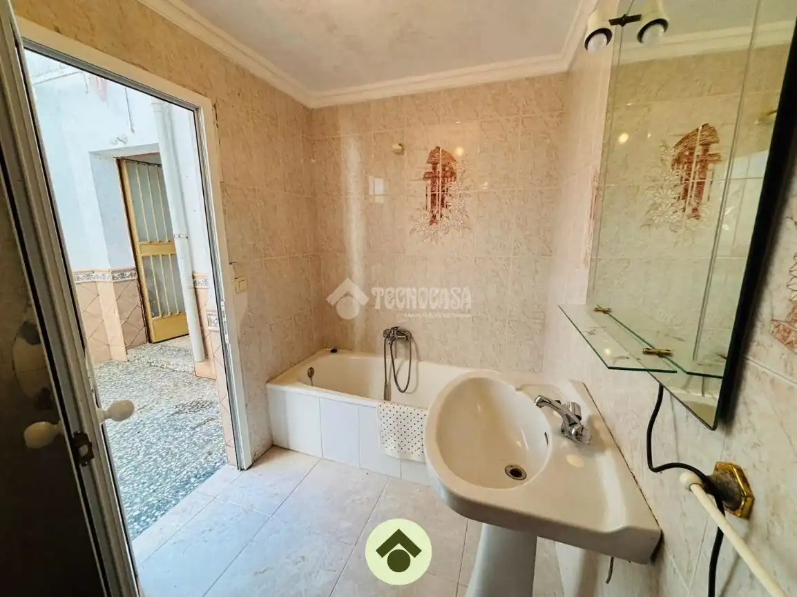 Baño de Casa adosada en venta en Adamuz