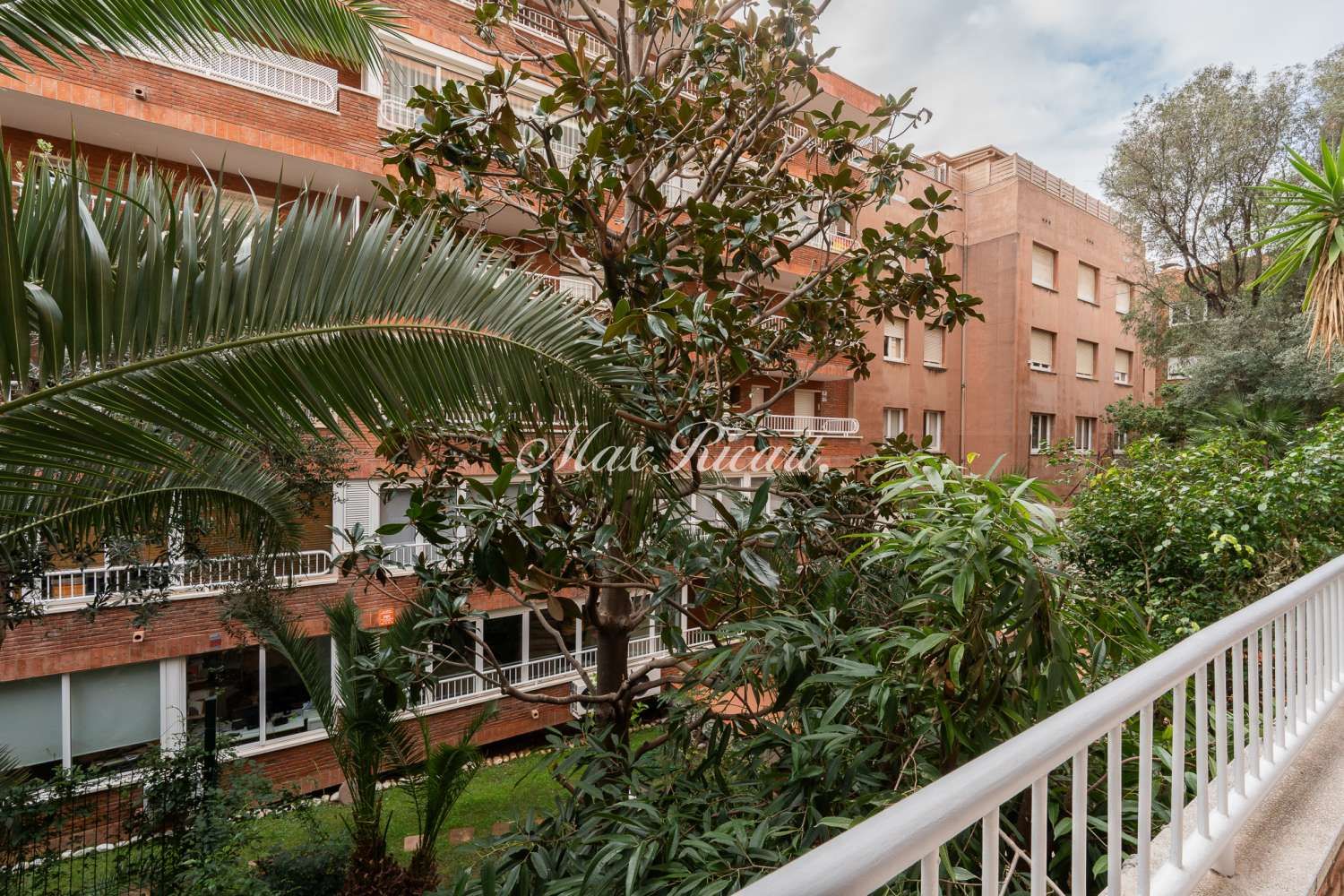 Vista exterior de Loft en venda en  Barcelona Capital amb Aire condicionat, Calefacció i Terrassa