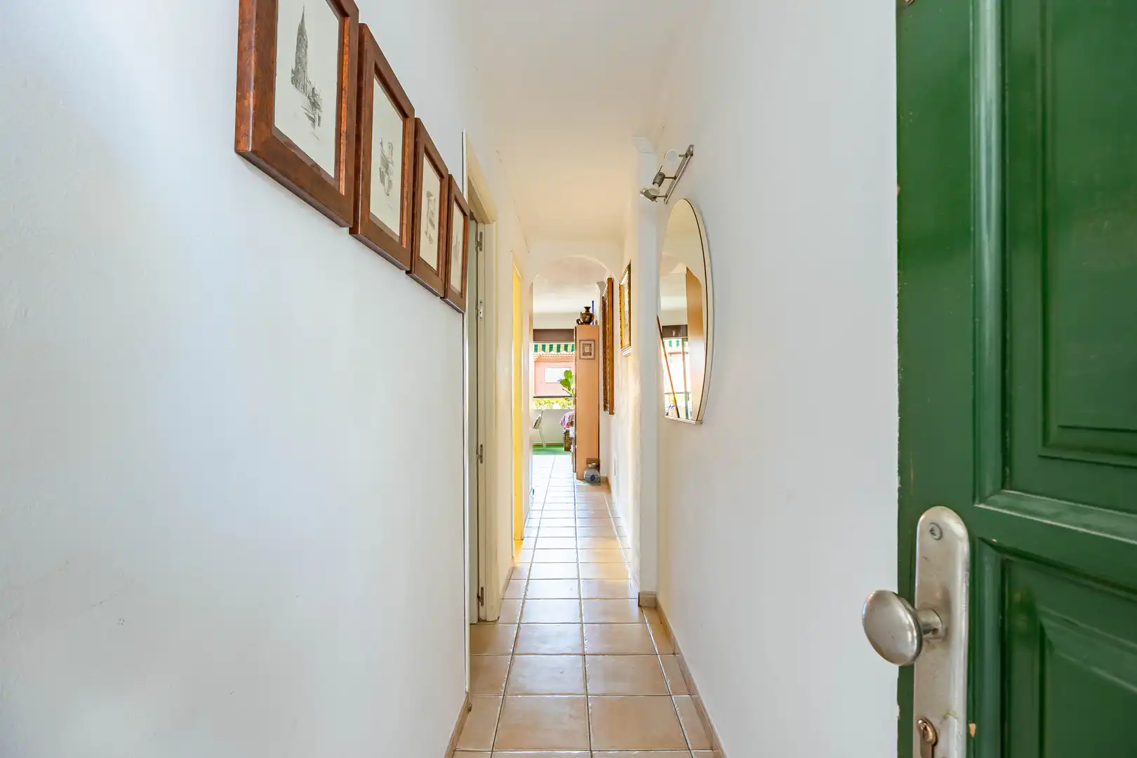 Piso en venta en San Bartolomé de Tirajana con Terraza, Piscina y Amueblado