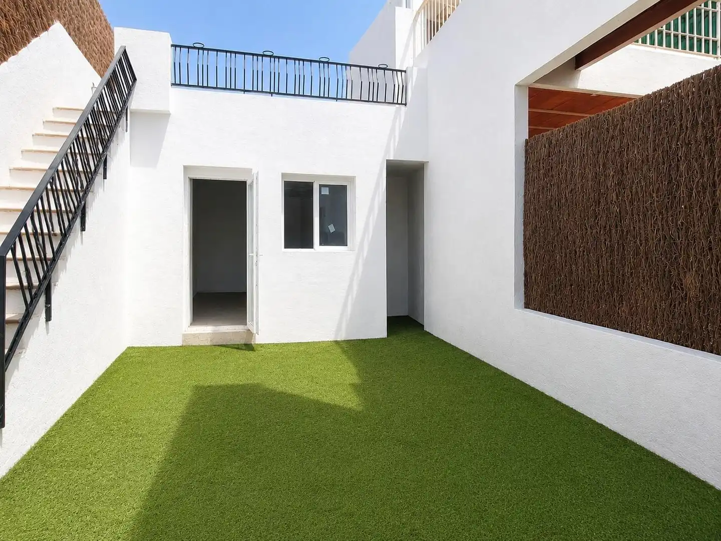Wohnung mit Terrasse zum Verkauf in Calle SANTA EULALIA, DE, imagen 3
